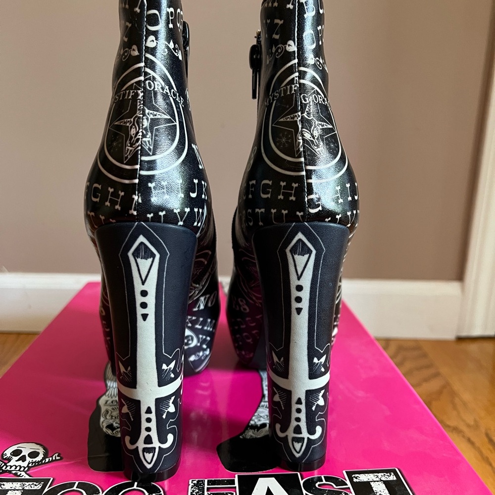 NIB Too Fast Super Rare! Ouija Pentagram Boots - Picture 5 of 9